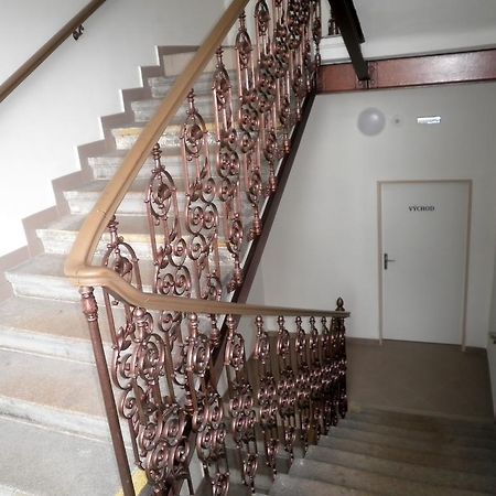 Centrum Ubytovani Breclav Ruang foto