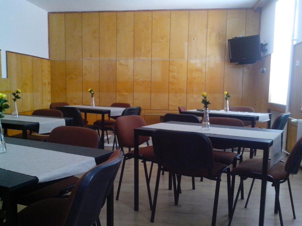 Centrum Ubytovani Breclav Ruang foto