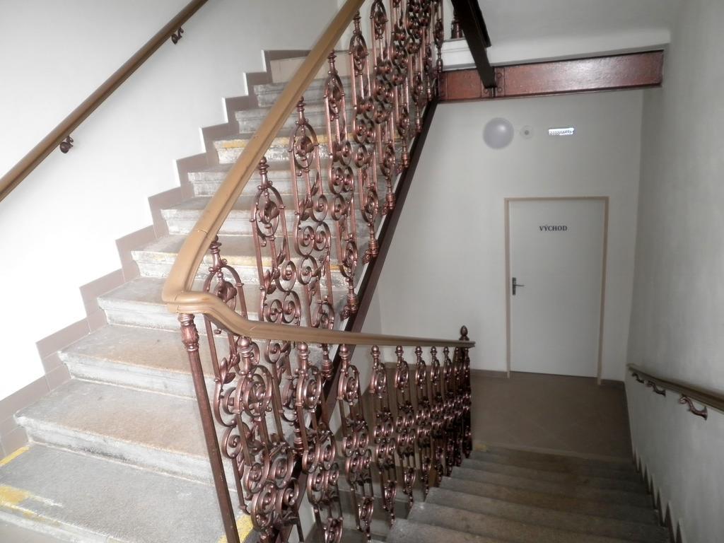 Centrum Ubytovani Breclav Ruang foto